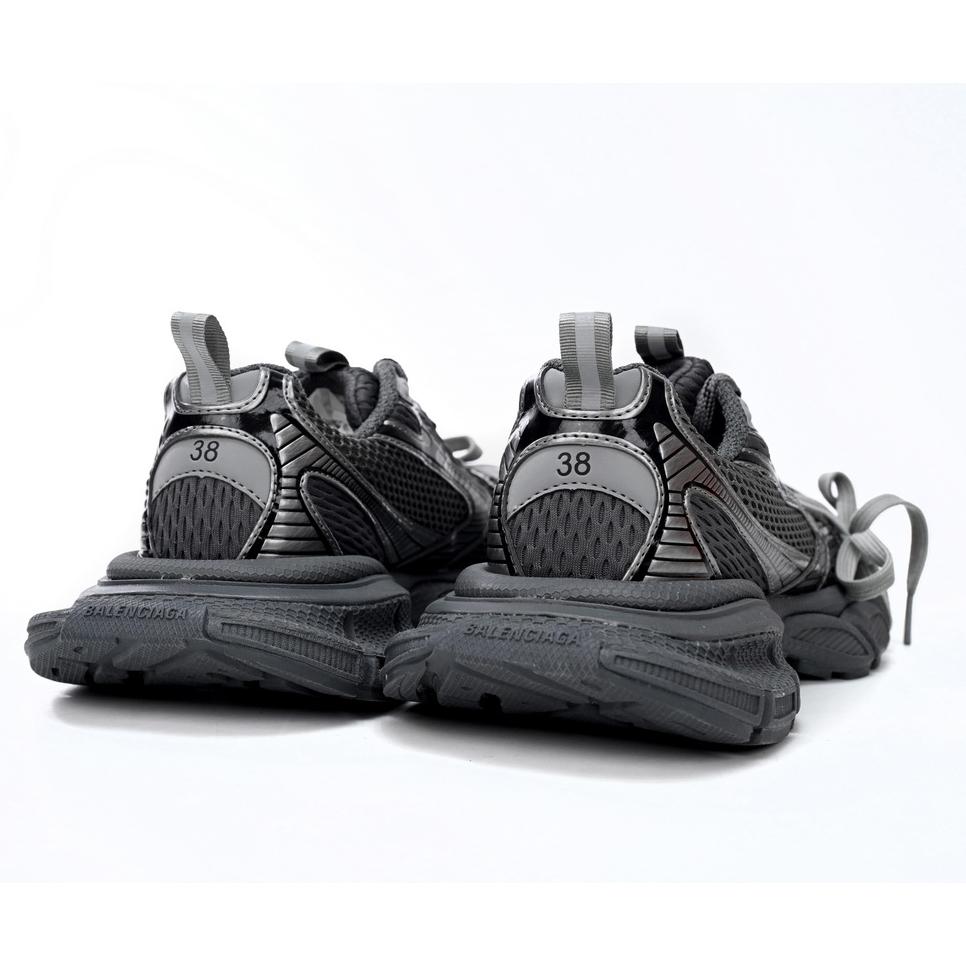 Balenciaga 3XL Trainers In Grey - EUR FASHION