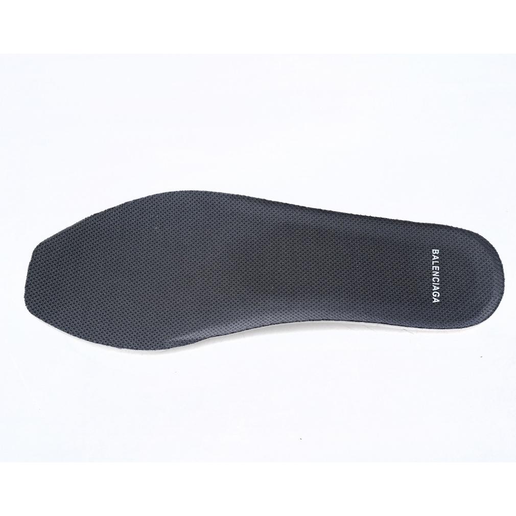 Balenciaga 3XL Trainers In Grey - EUR FASHION