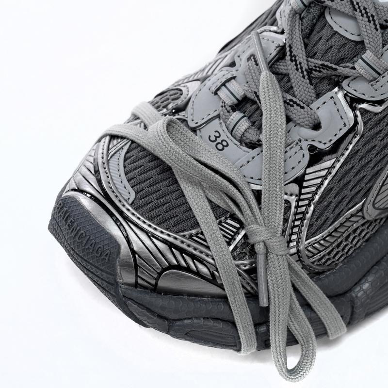 Balenciaga 3XL Trainers In Grey - EUR FASHION