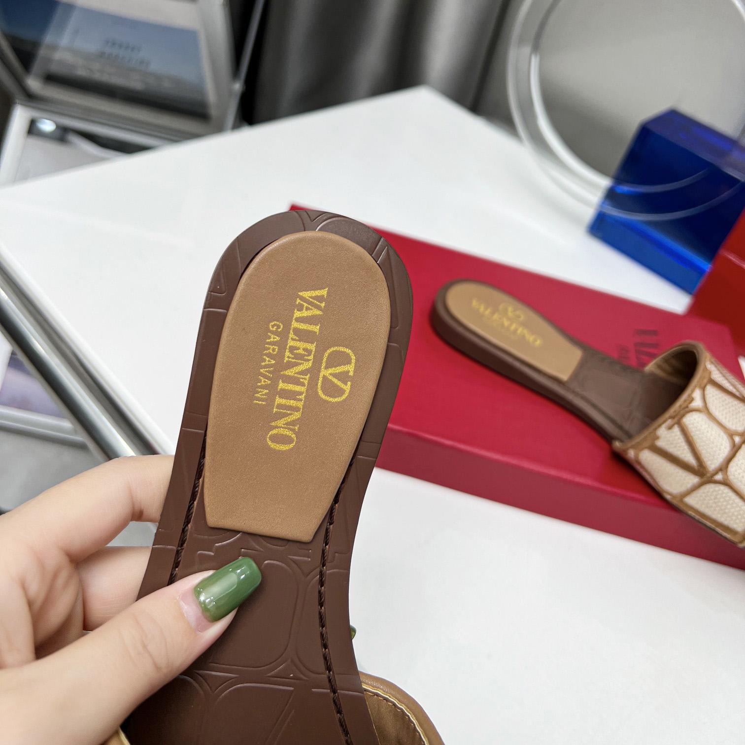 Valenti Toile Iconographe Slide Sandal  - EUR FASHION