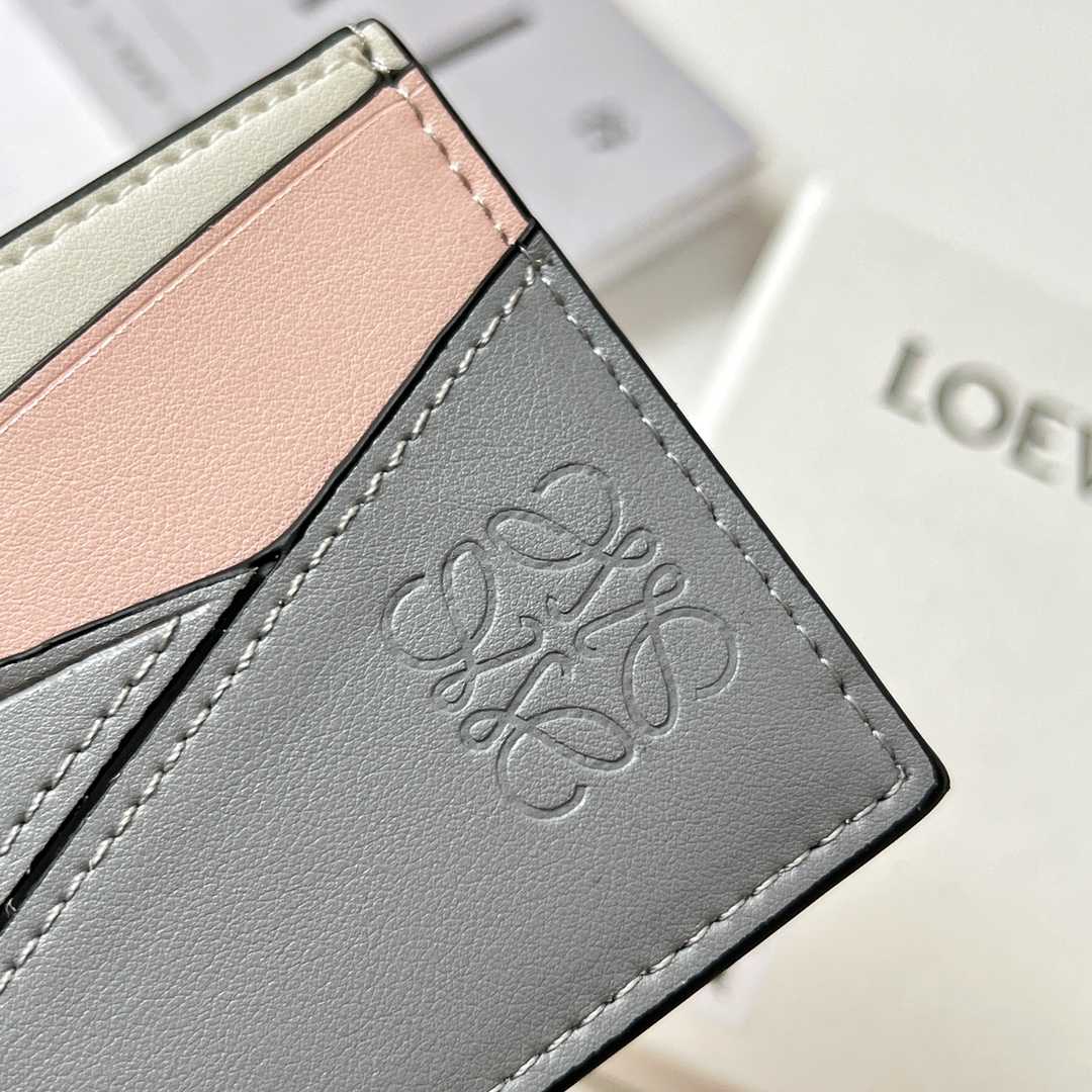 Loewe Puzzle Plain Cardholder (10x7.5cm) - EUR FASHION