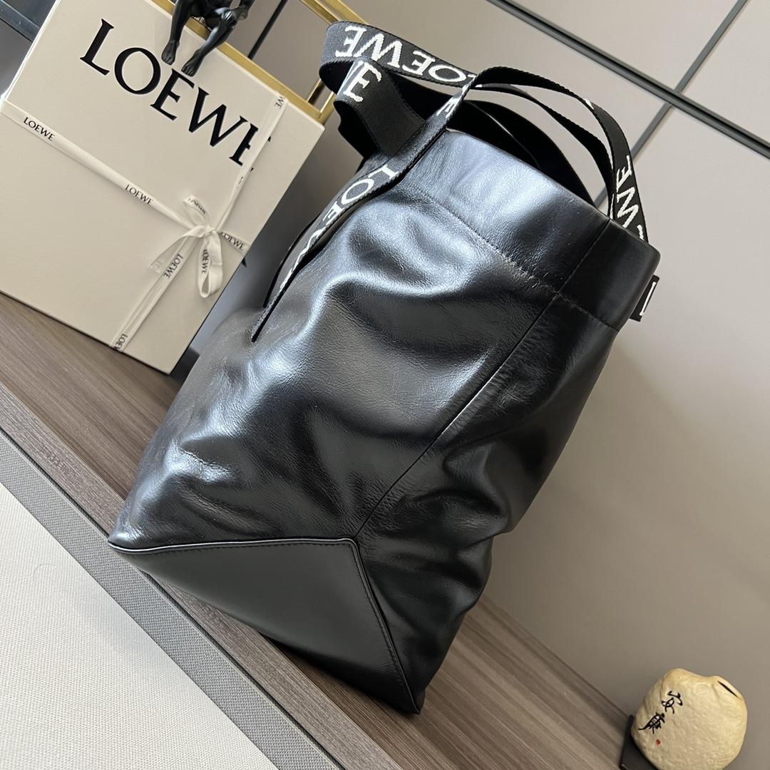 Loewe Fold Shopper In Paper Calfskin - EUR FASHION
