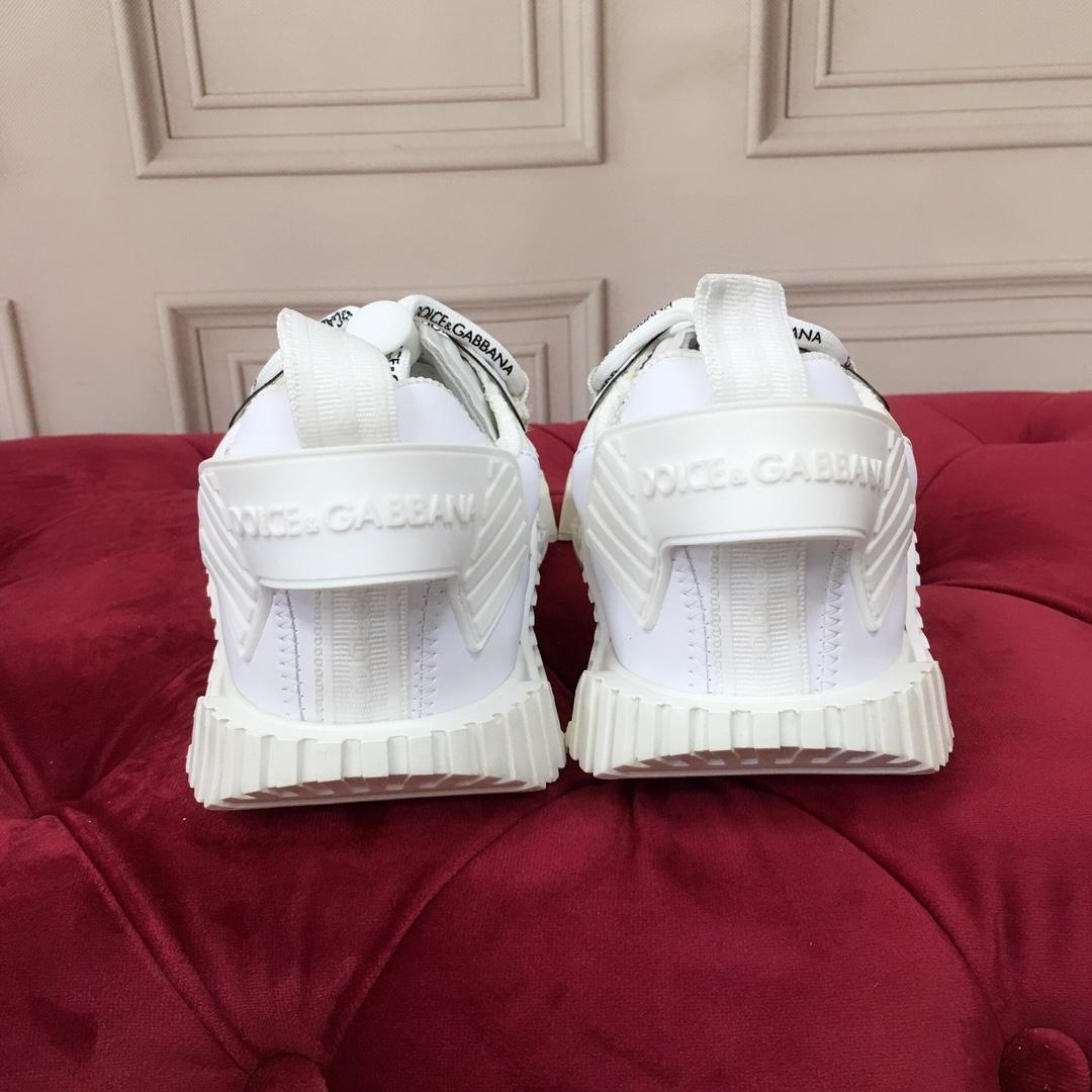 Dolce & Gabbana Reflective Fabric NS1 Sneakers - EUR FASHION