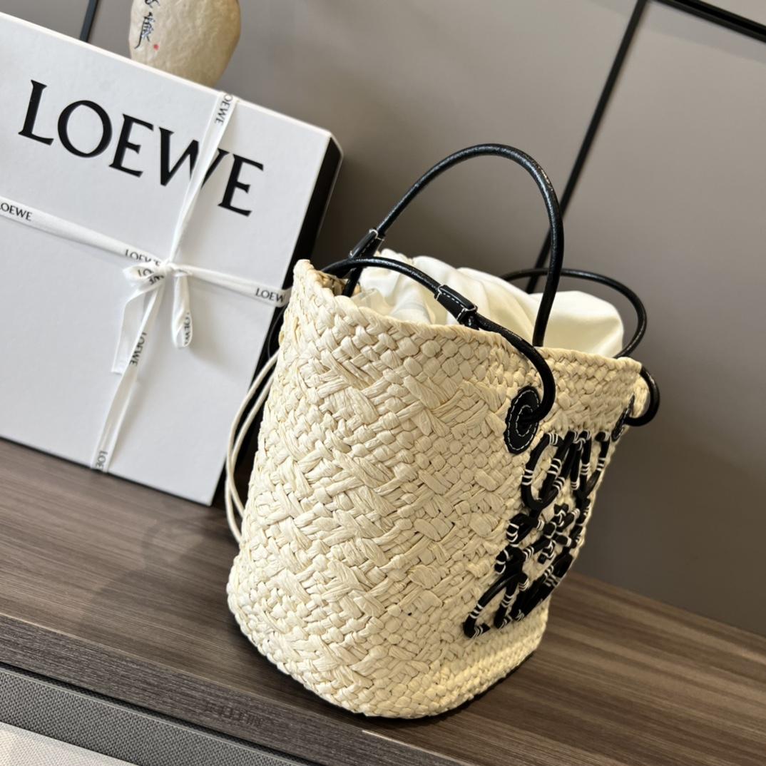 Loewe Small Anagram Basket Bag In Iraca Palm And Calfskin - EUR FASHION