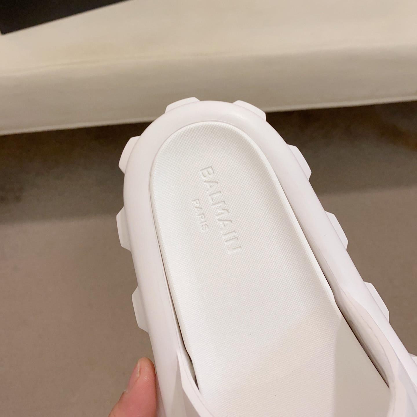 Balmain Embossed-logo Detail Slides - EUR FASHION
