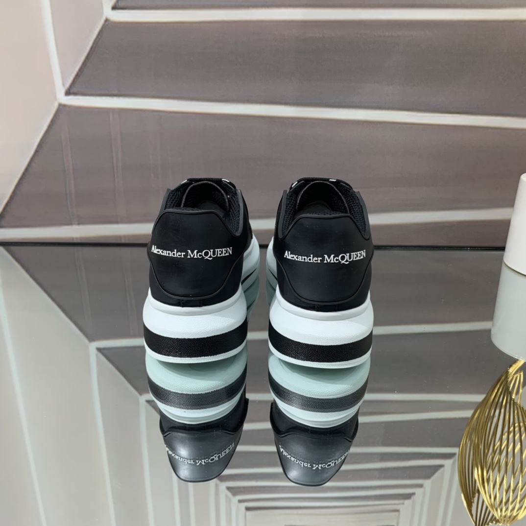 Alexander Mqueen Oversized Low-top Sneakers - EUR FASHION