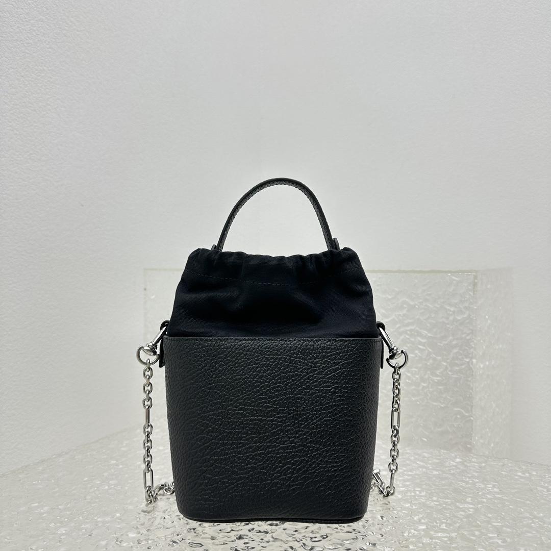 Maison Margiela Women's Bucket Bag(15x23×15cm) - EUR FASHION