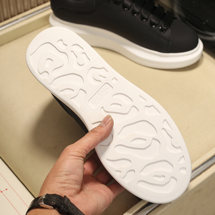 Alexander Mqueen Oversized Low-top Sneakers - EUR FASHION