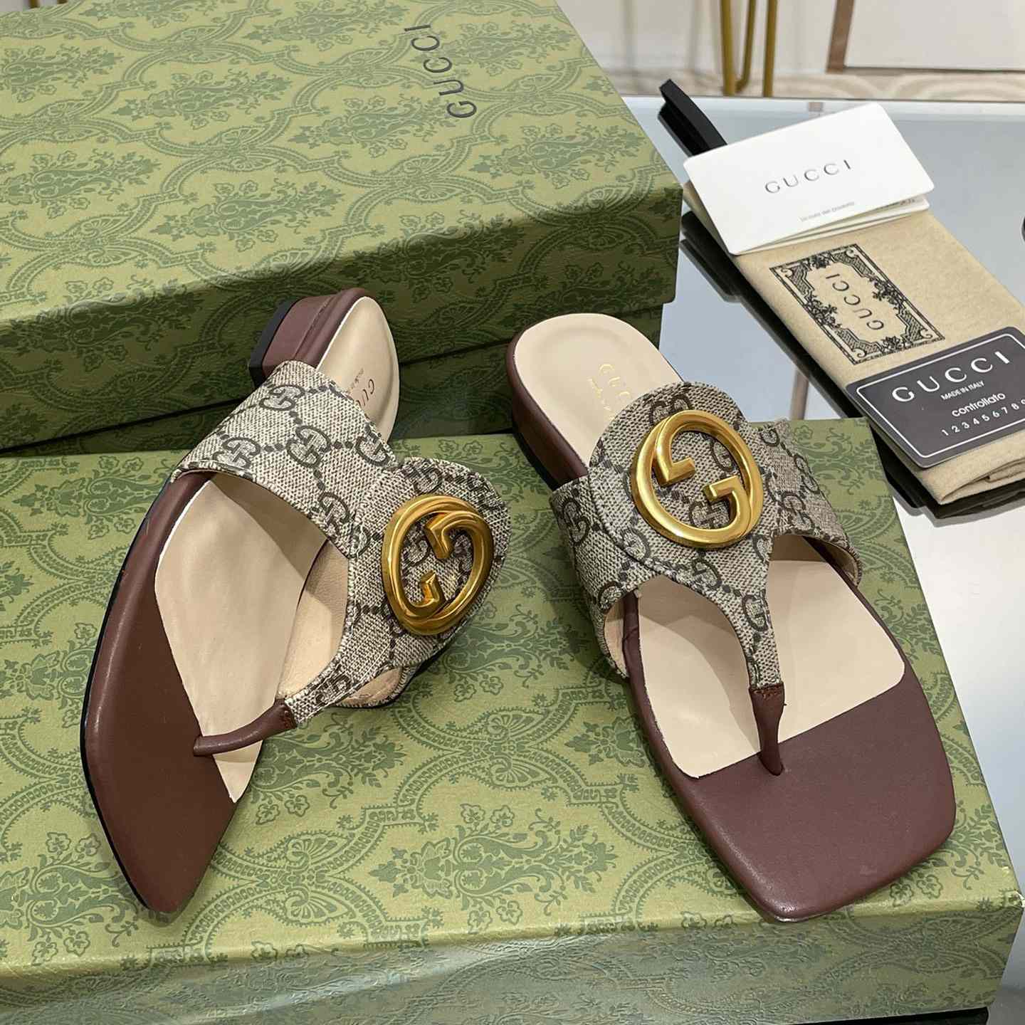 Gucci Womens Gucci Blondie Thong Sandal - EUR FASHION