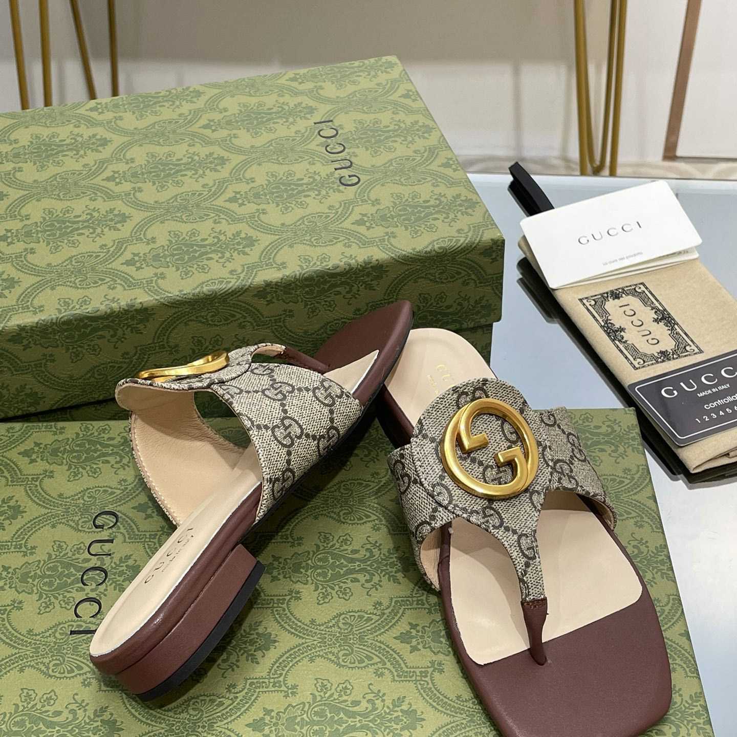 Gucci Womens Gucci Blondie Thong Sandal - EUR FASHION