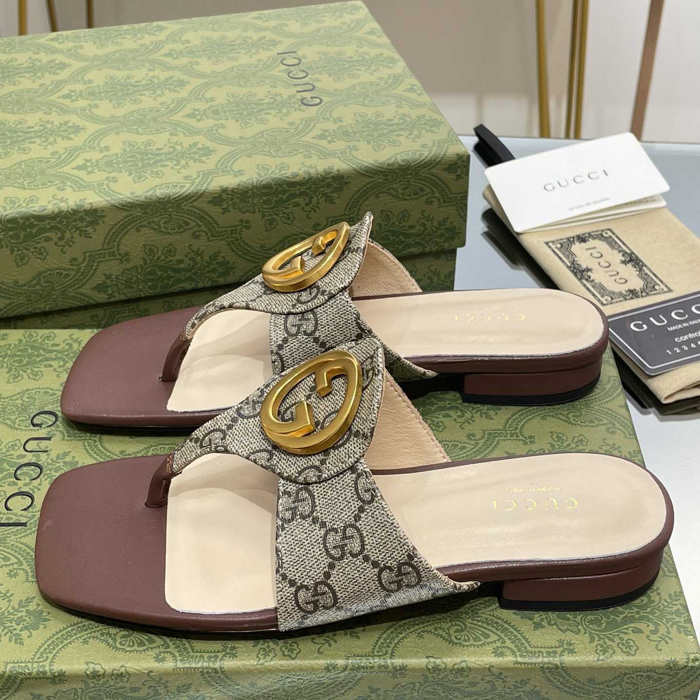 Gucci Womens Gucci Blondie Thong Sandal - EUR FASHION