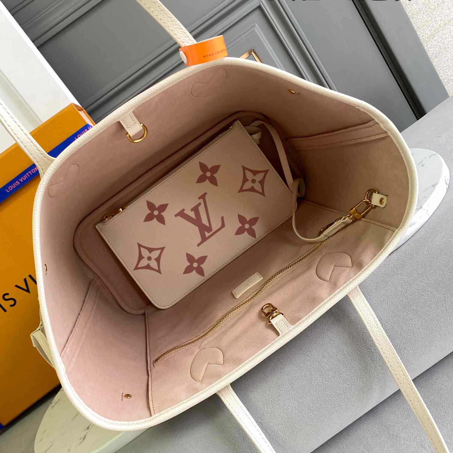 Louis Vuitton Neverfull MM Tote (32x29x17CM)    M21579 - EUR FASHION
