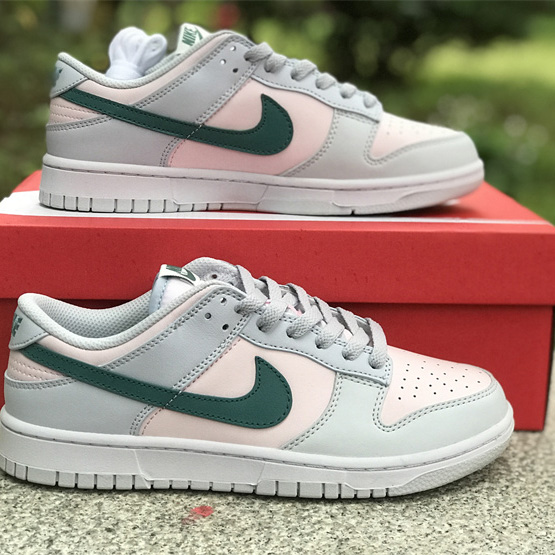 Dunk Low “Mineral Teal” Sneaker       FD1232-002 - EUR FASHION