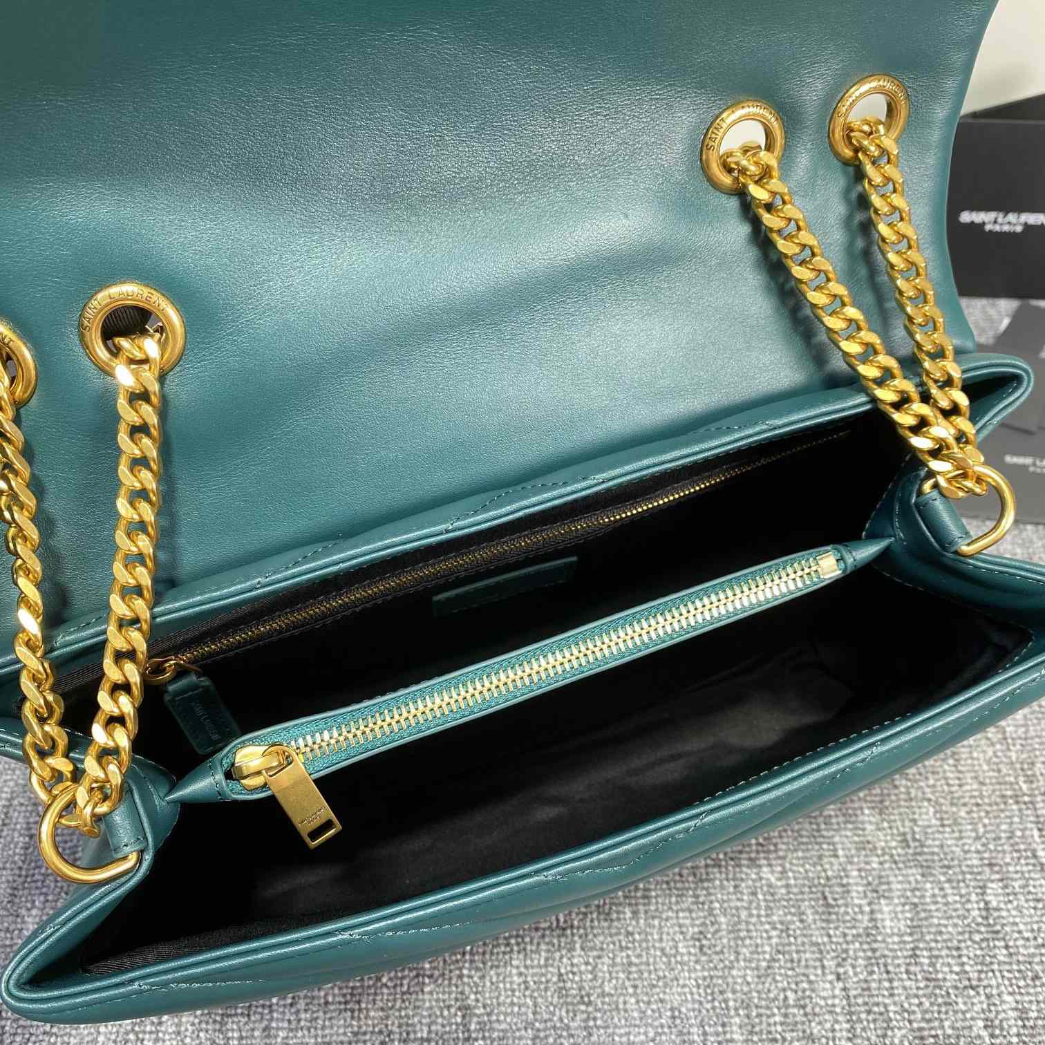 Saint Laurent Loulou Medium Chain Shoulder Bag - EUR FASHION
