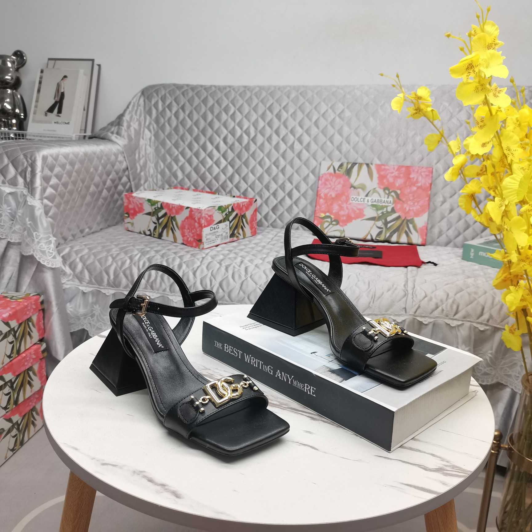 Dolce & Gabbana Nappa-look Fabric Sandals - EUR FASHION