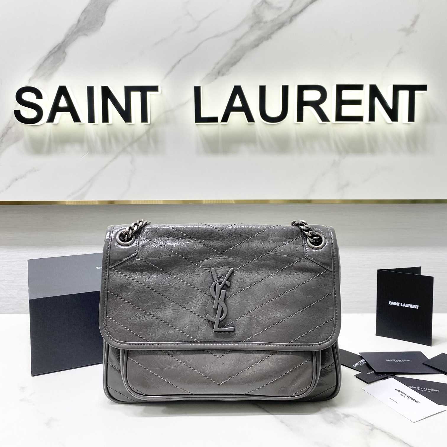 Saint Laurent Niki Medium Chain Bag In Crinkled Vintage Leather  - EUR FASHION