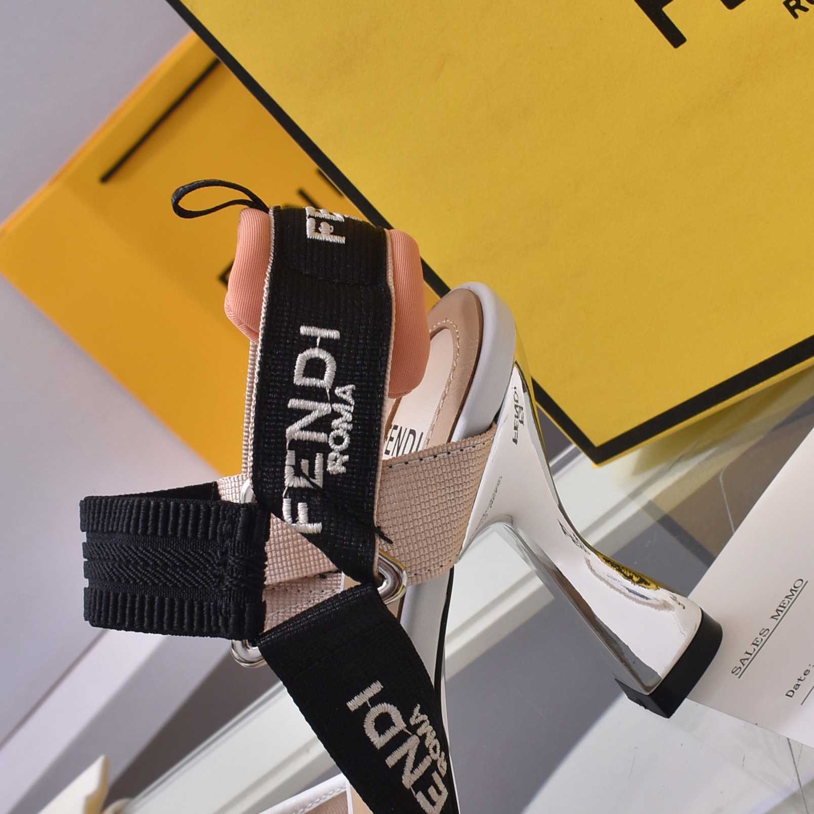 Fendi Colibrì Pink Mesh High-heeled Slingbacks - EUR FASHION