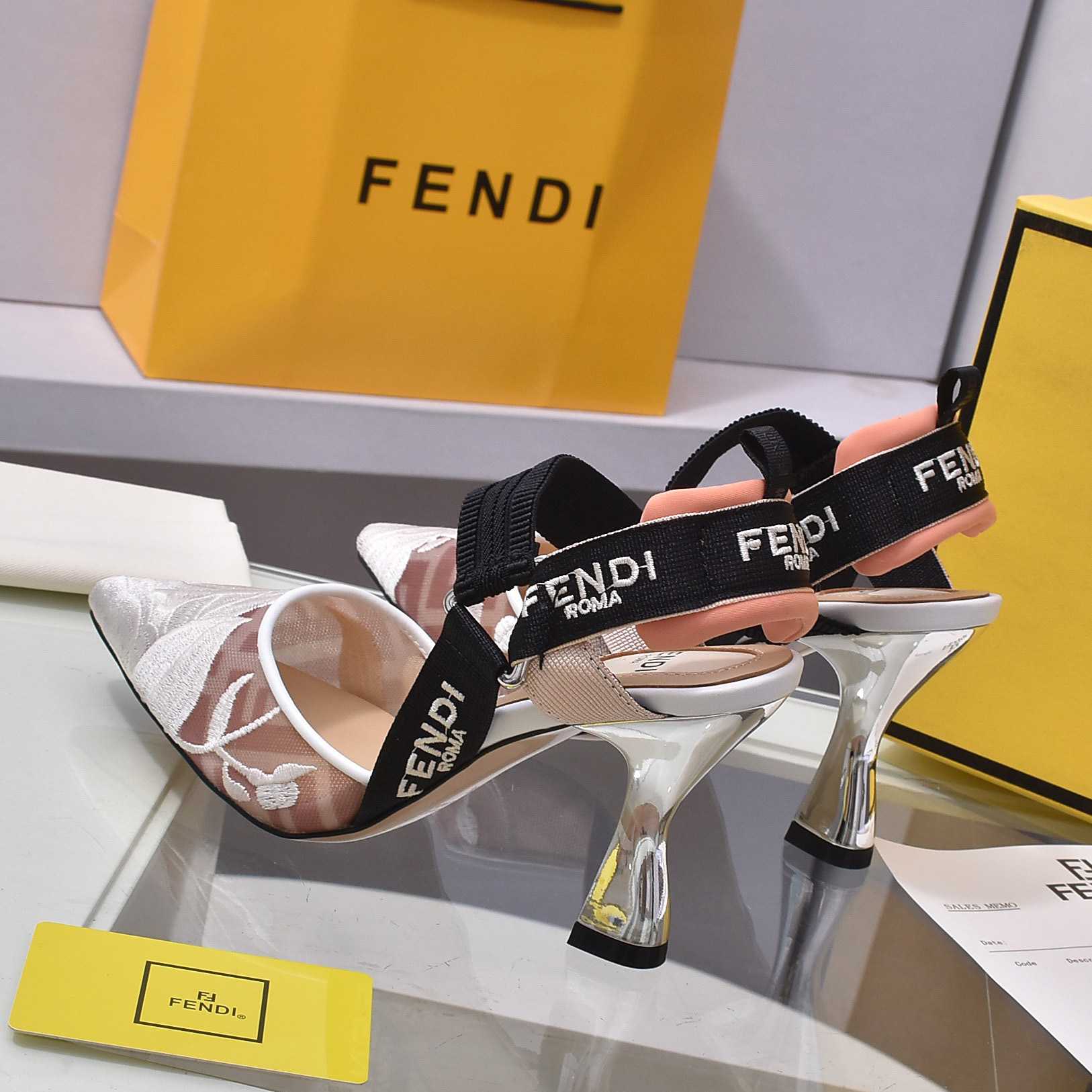 Fendi Colibrì Pink Mesh High-heeled Slingbacks - EUR FASHION