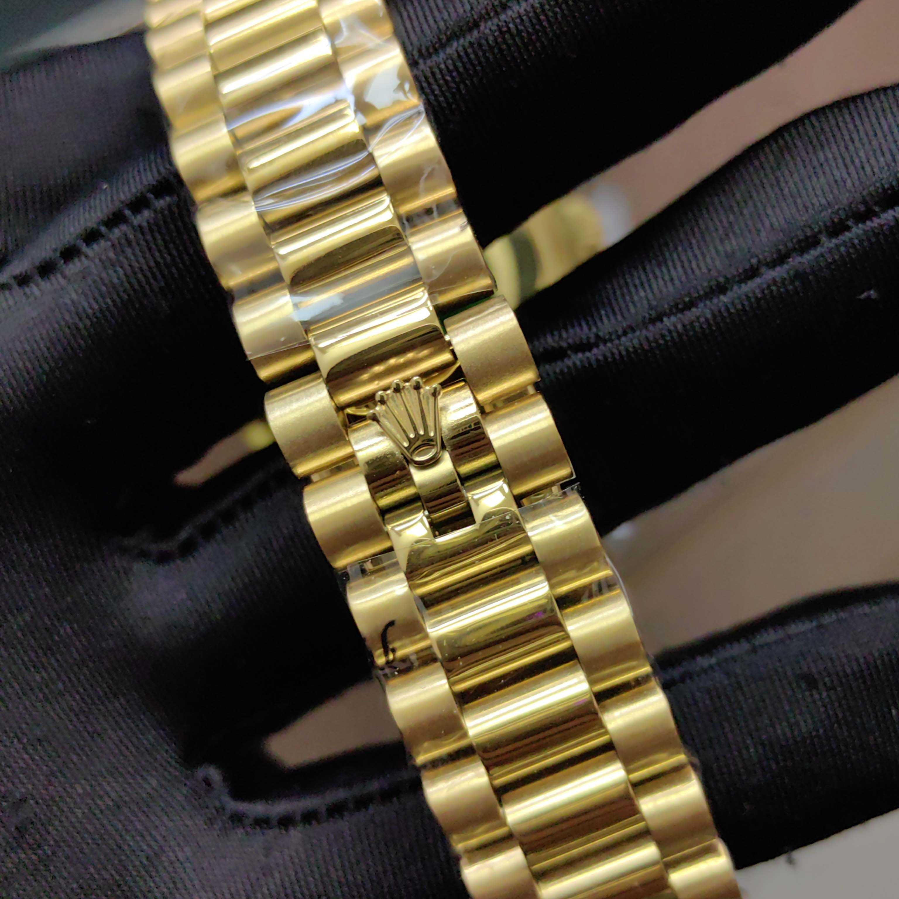 Rolex Day-Date Watch - EUR FASHION