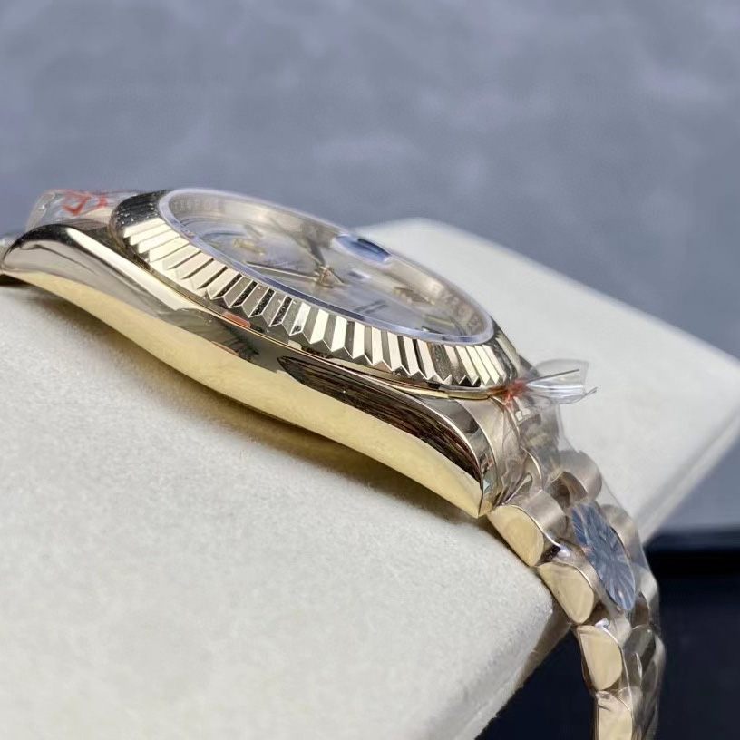 Rolex Day-Date Watch - EUR FASHION