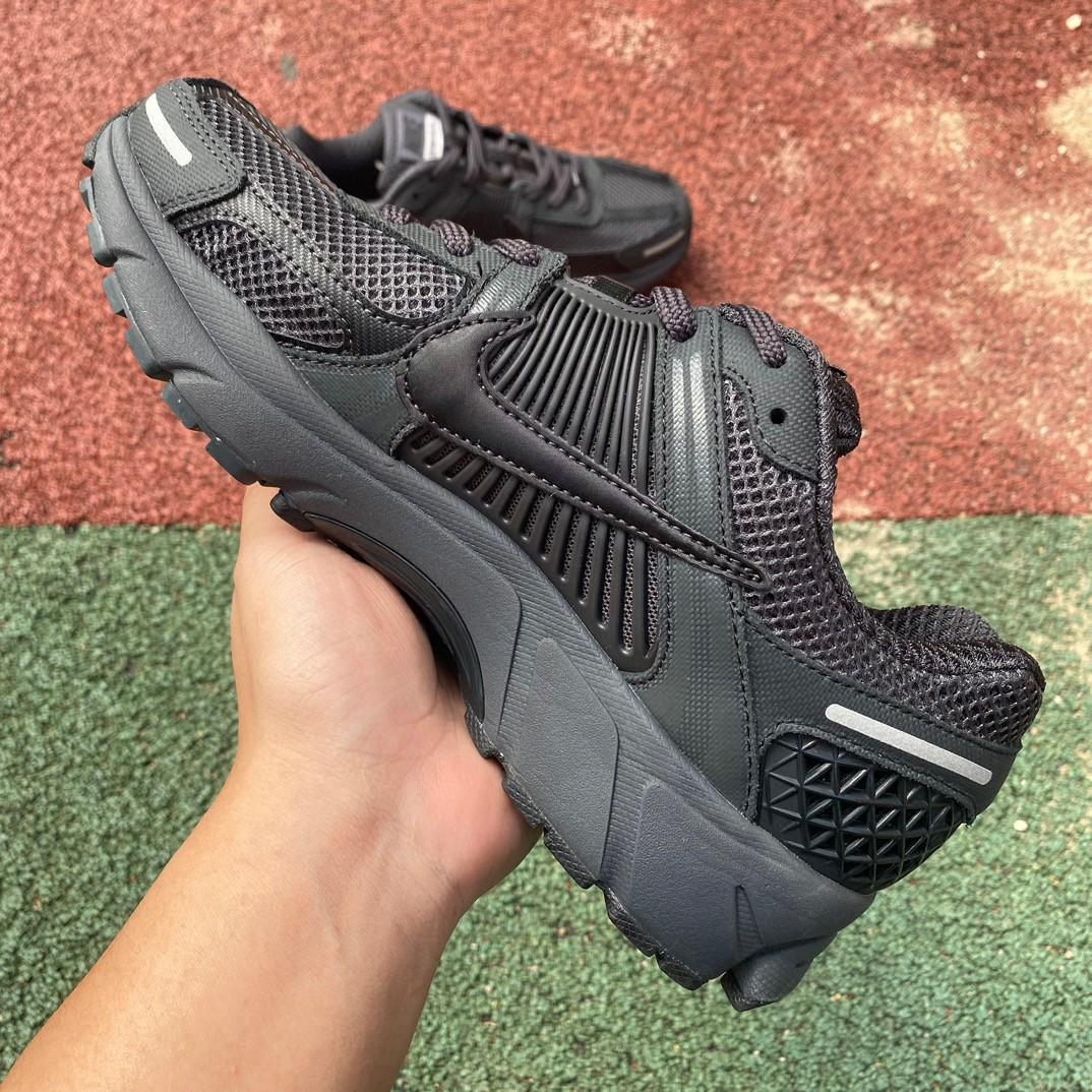 Nike Air Zoom Vomero Sneaker      bv1358-002 - EUR FASHION