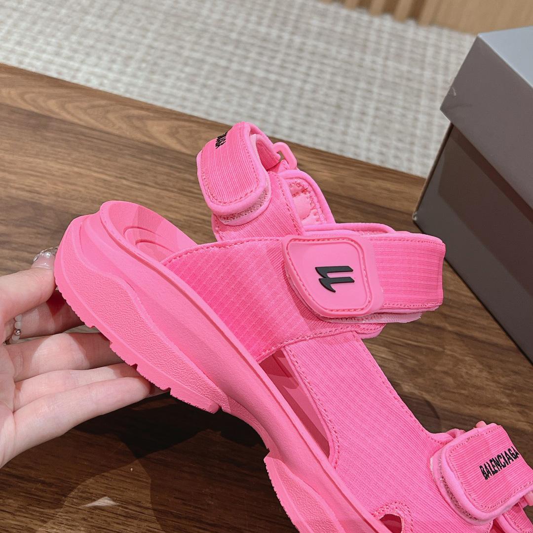 Balenciaga Women's Tourist Sandal In Pink - EUR FASHION