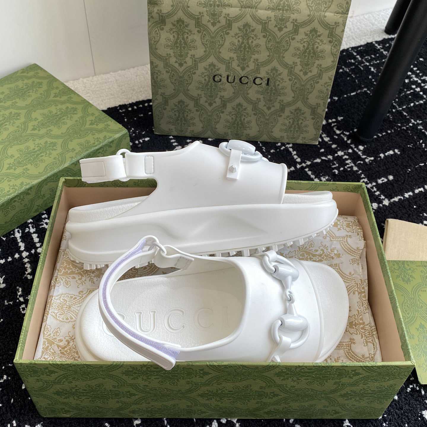 Gucci Horsebit Flatform Sandal - EUR FASHION