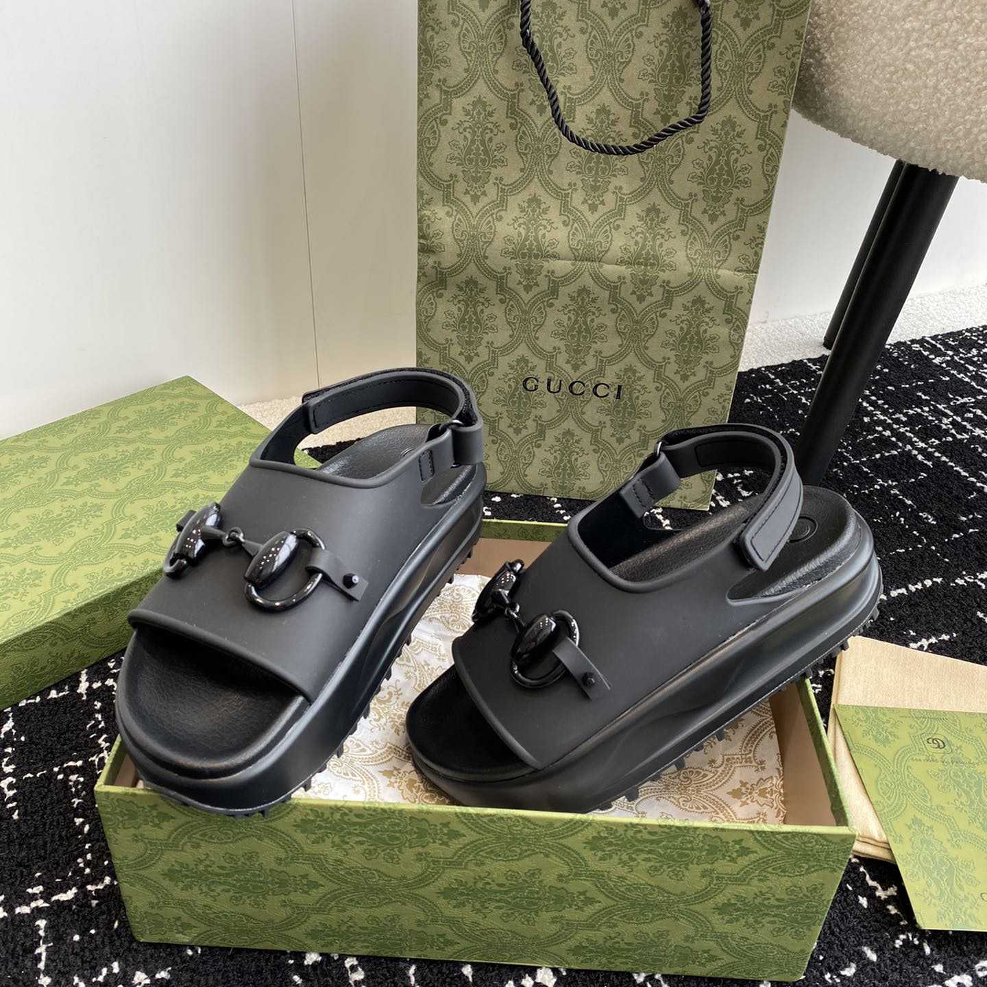 Gucci Horsebit Flatform Sandal - EUR FASHION