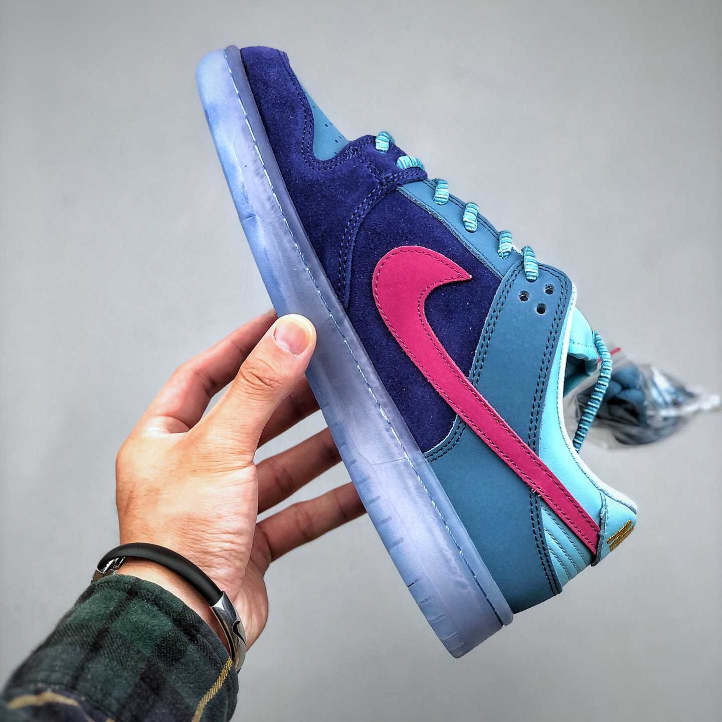 Run The Jewels x Nike SB Dunk Low Sneakers       DO9404-400 - EUR FASHION