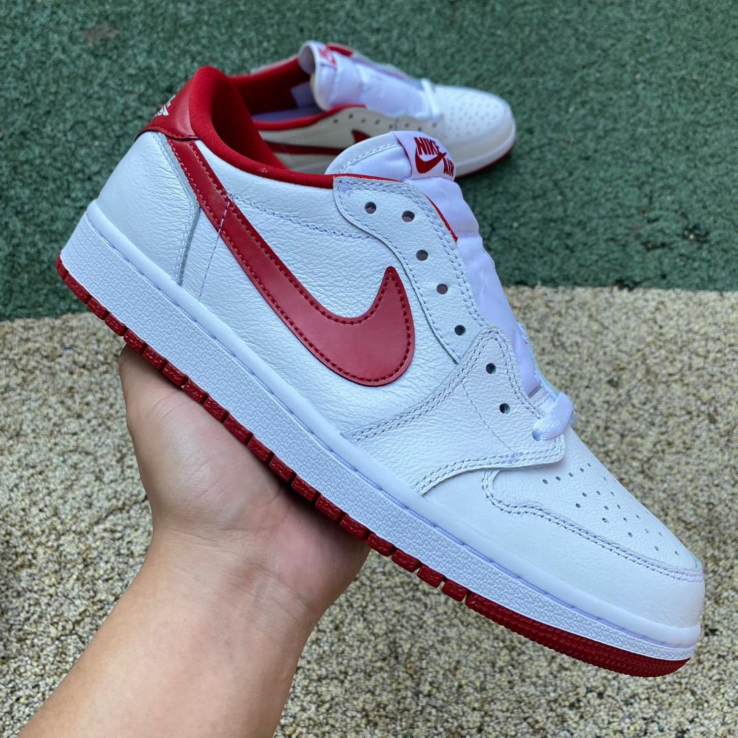 Air Jordan 1 Retro Low Sneaker     705329-101 - EUR FASHION