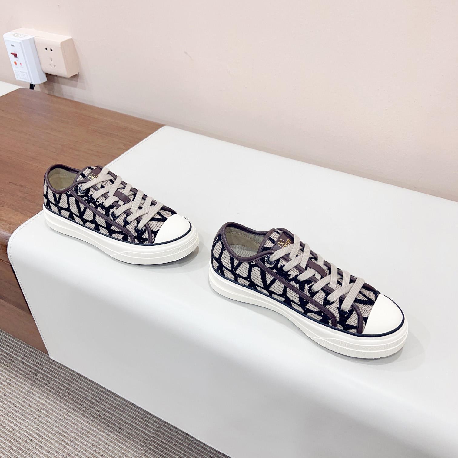 Valenti Toile Iconographe Totaloop Low-top Sneaker - EUR FASHION