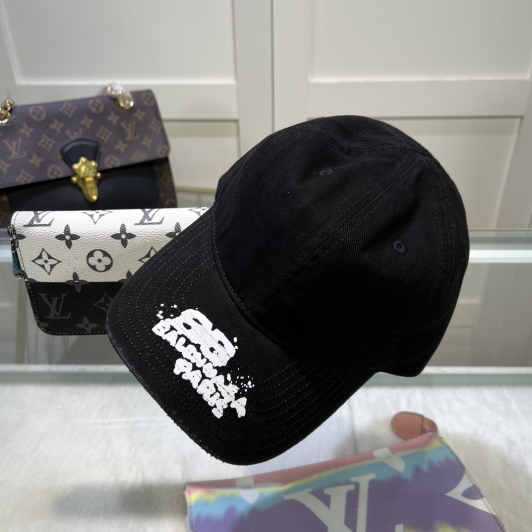 Balenciaga Hand Drawn BB Icon Cap In Black - EUR FASHION