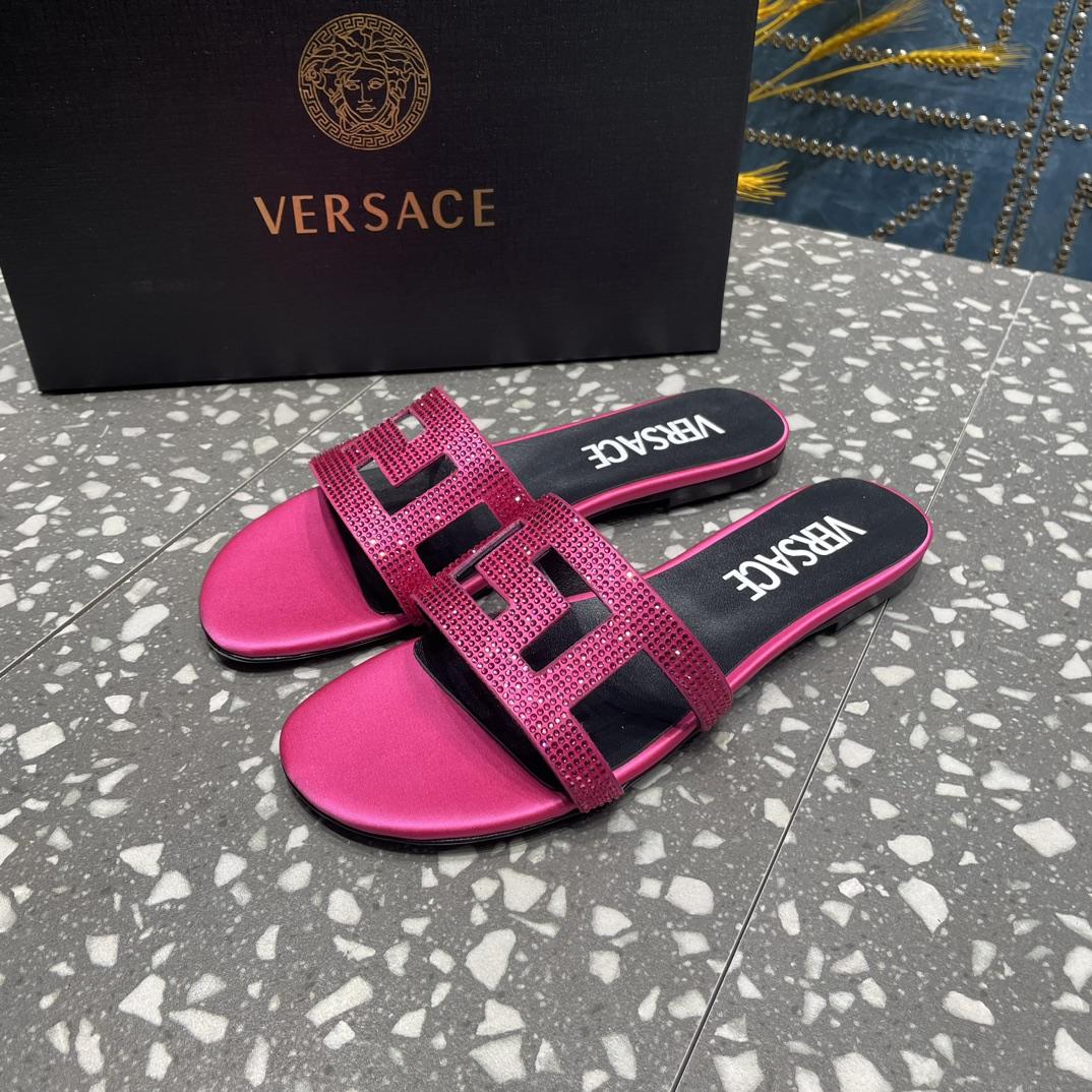 Versace Greca Maze Crystal Flat Sandals - EUR FASHION