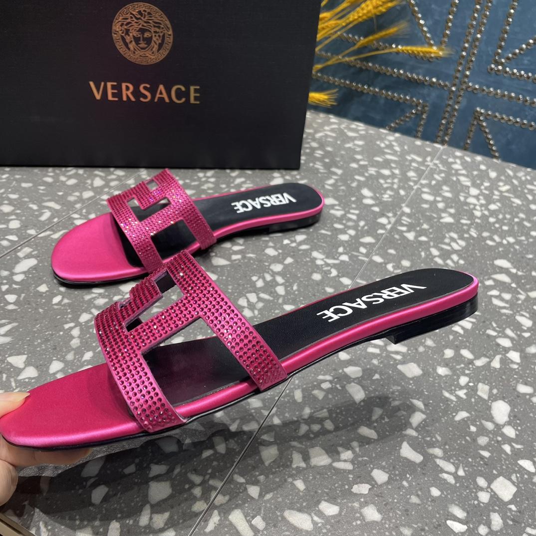 Versace Greca Maze Crystal Flat Sandals - EUR FASHION