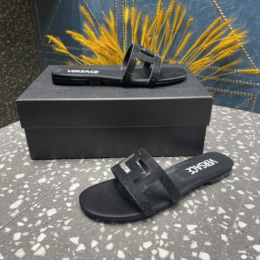 Versace Greca Maze Crystal Flat Sandals - EUR FASHION