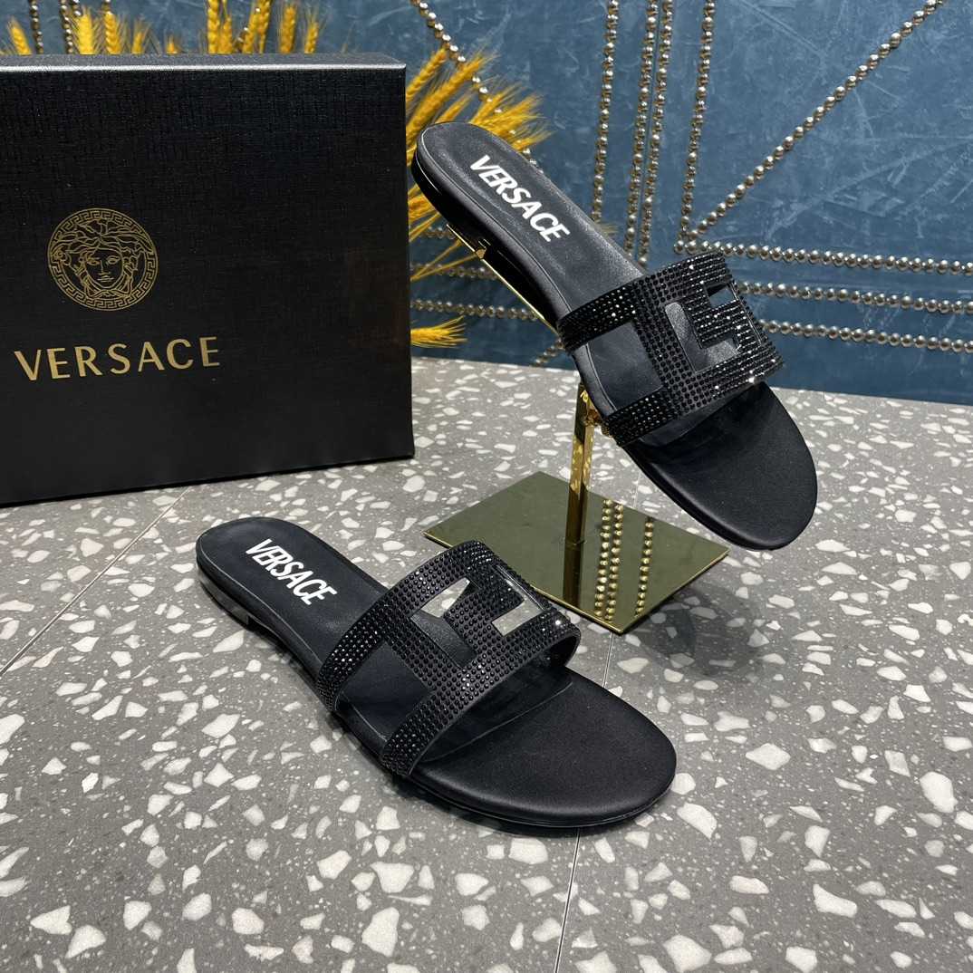 Versace Greca Maze Crystal Flat Sandals - EUR FASHION