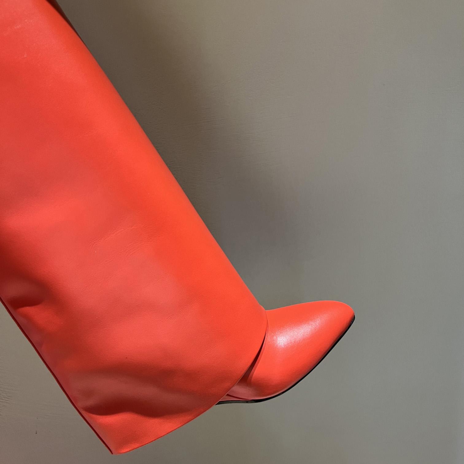 Givenchy Shark Lock Ankle Boots In Leather - EUR FASHION