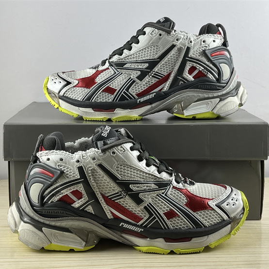 Balenciaga Runner Sneaker - EUR FASHION
