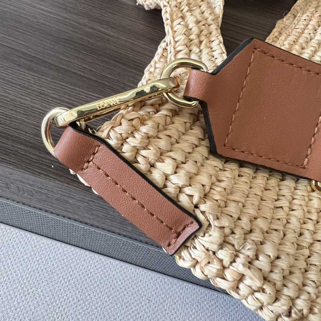 Loewe Mini Slit Bag In raffia And Calfskin - EUR FASHION