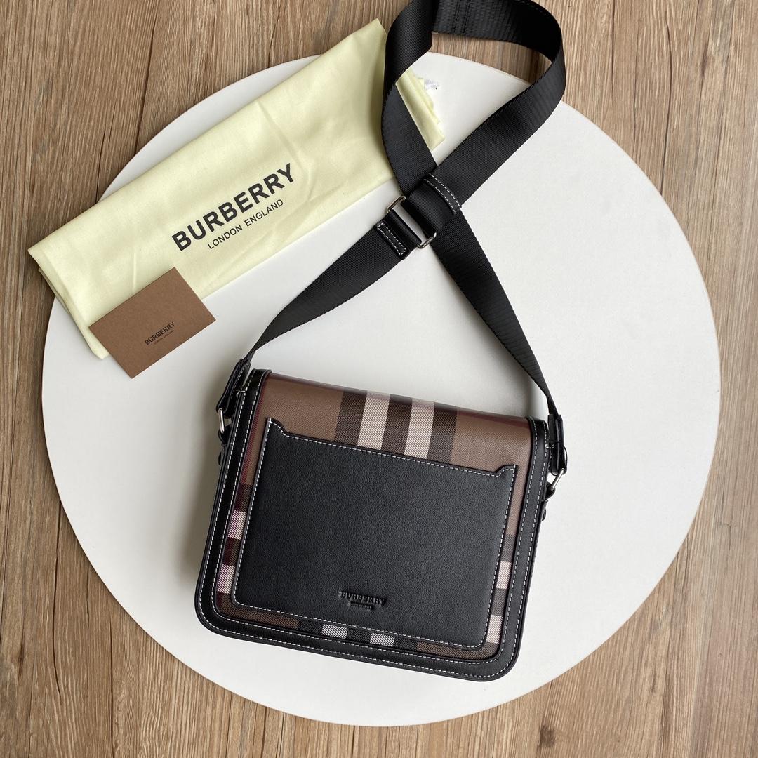 Burberry Small Alfred Messenger Bag - EUR FASHION