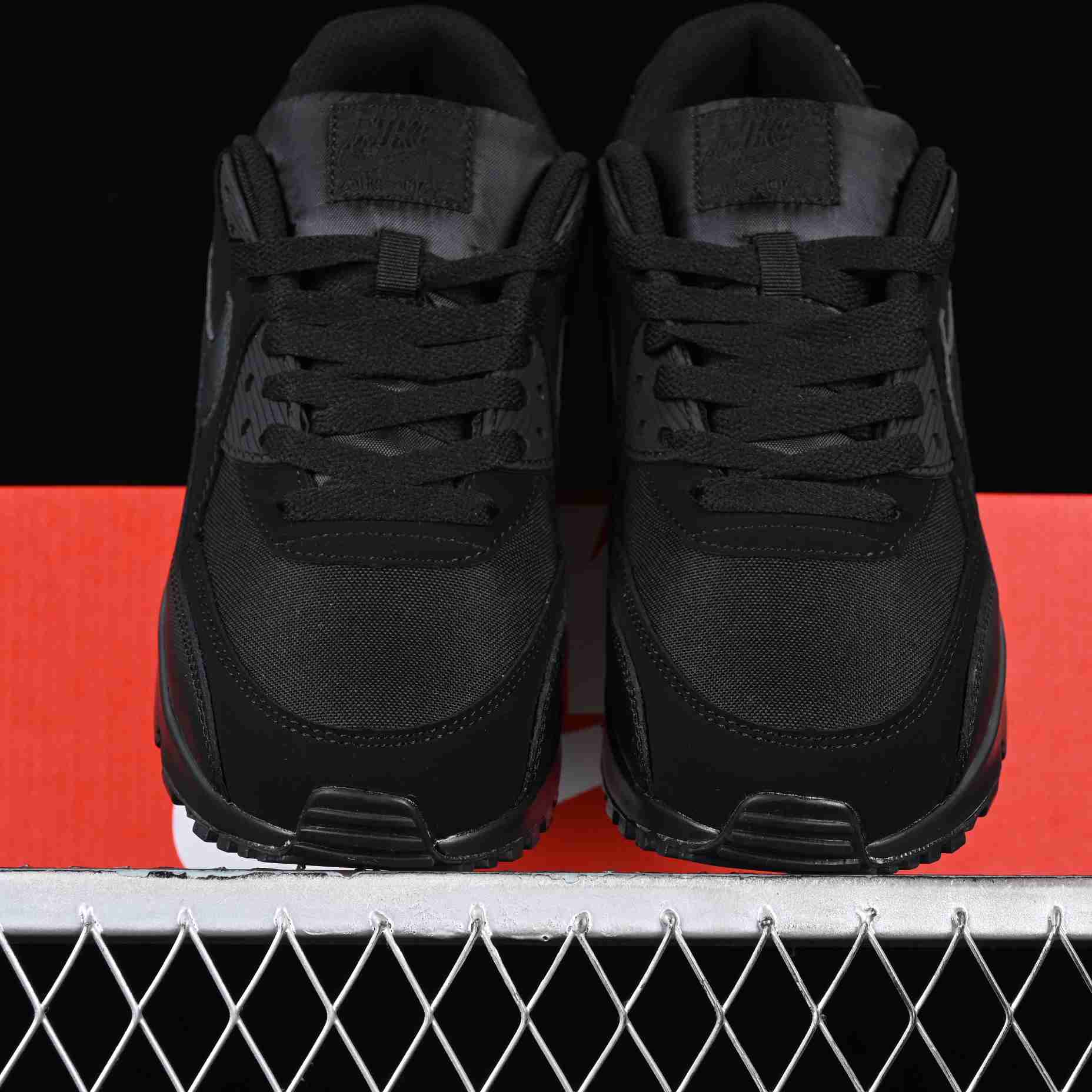 Nike Air Max 90 Sneakers     537384-090 - EUR FASHION