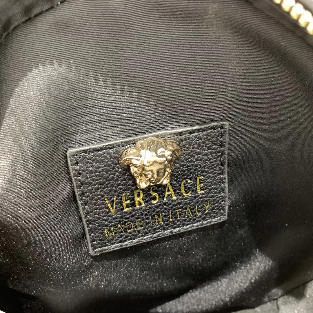  Versace Women's Red Nappa Leather Medusa Evening Bag  (19-19-5cm) - EUR FASHION