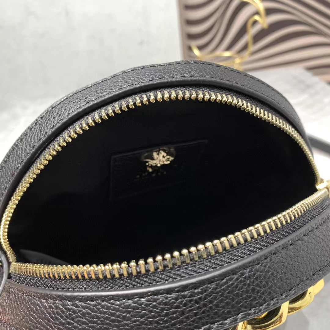  Versace Women's Red Nappa Leather Medusa Evening Bag  (19-19-5cm) - EUR FASHION