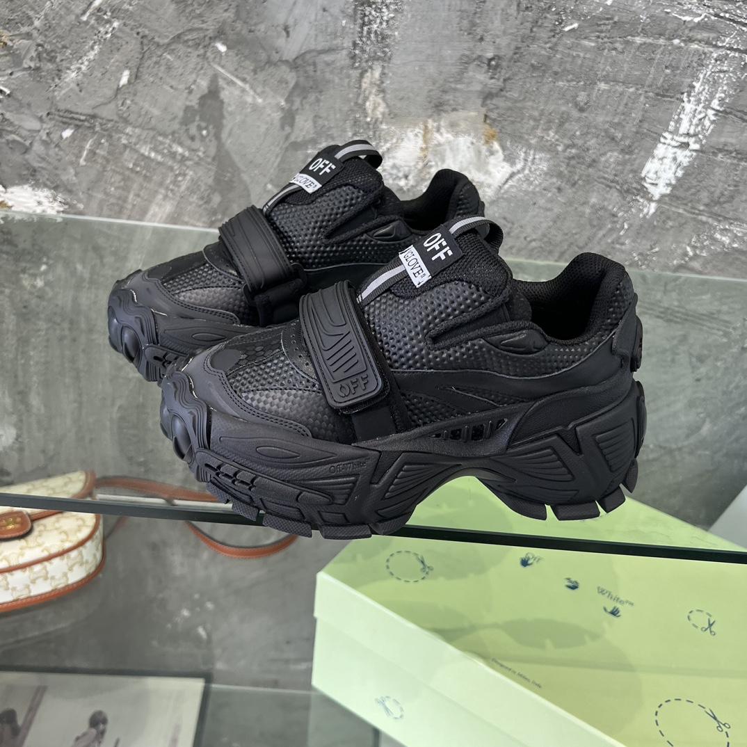 Off White Glove Slip-on Sneakers - EUR FASHION