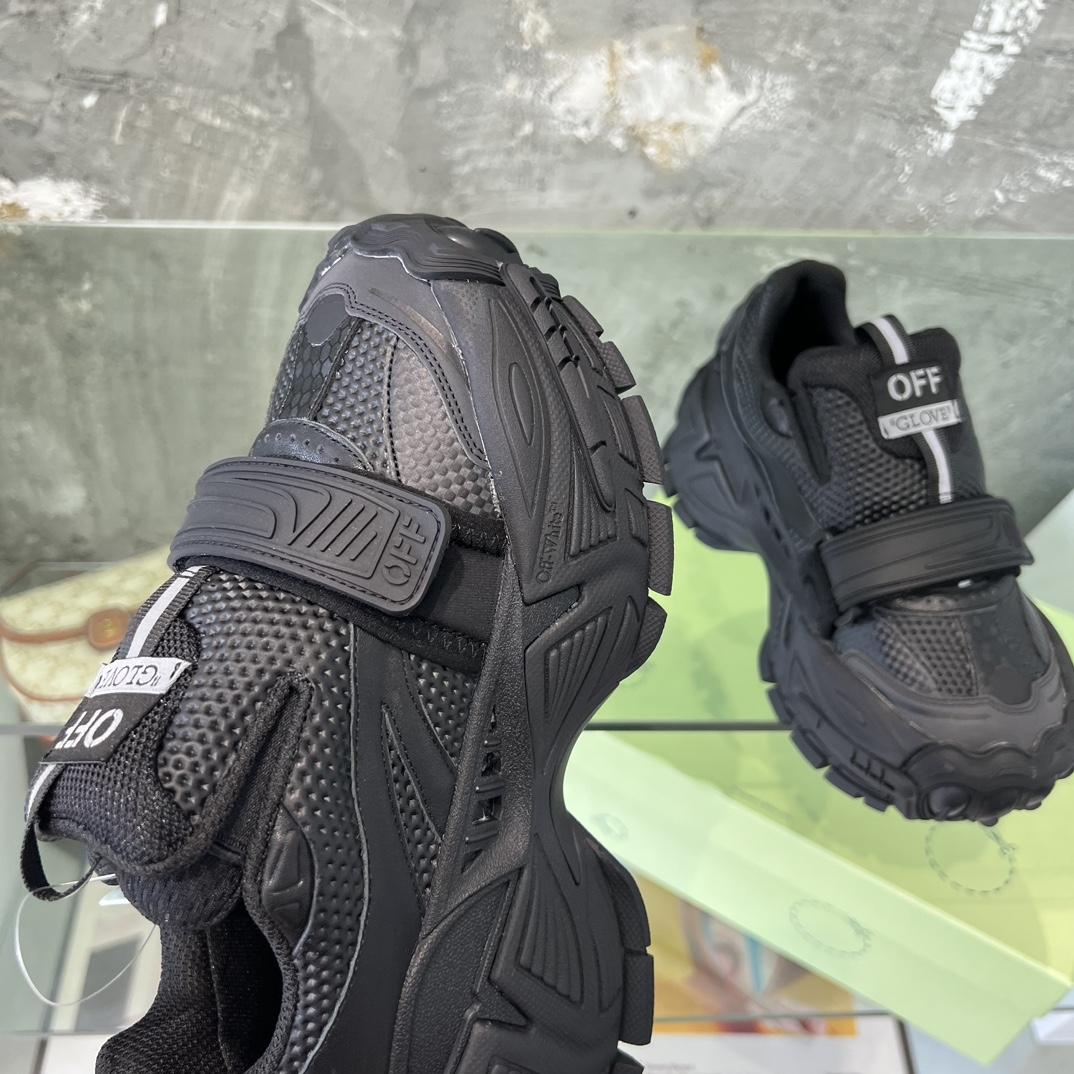 Off White Glove Slip-on Sneakers - EUR FASHION