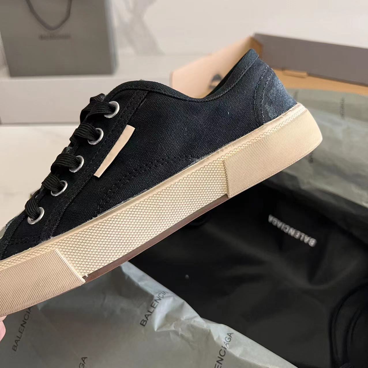 Balenciaga Paris Low Top Sneaker In Black  - EUR FASHION