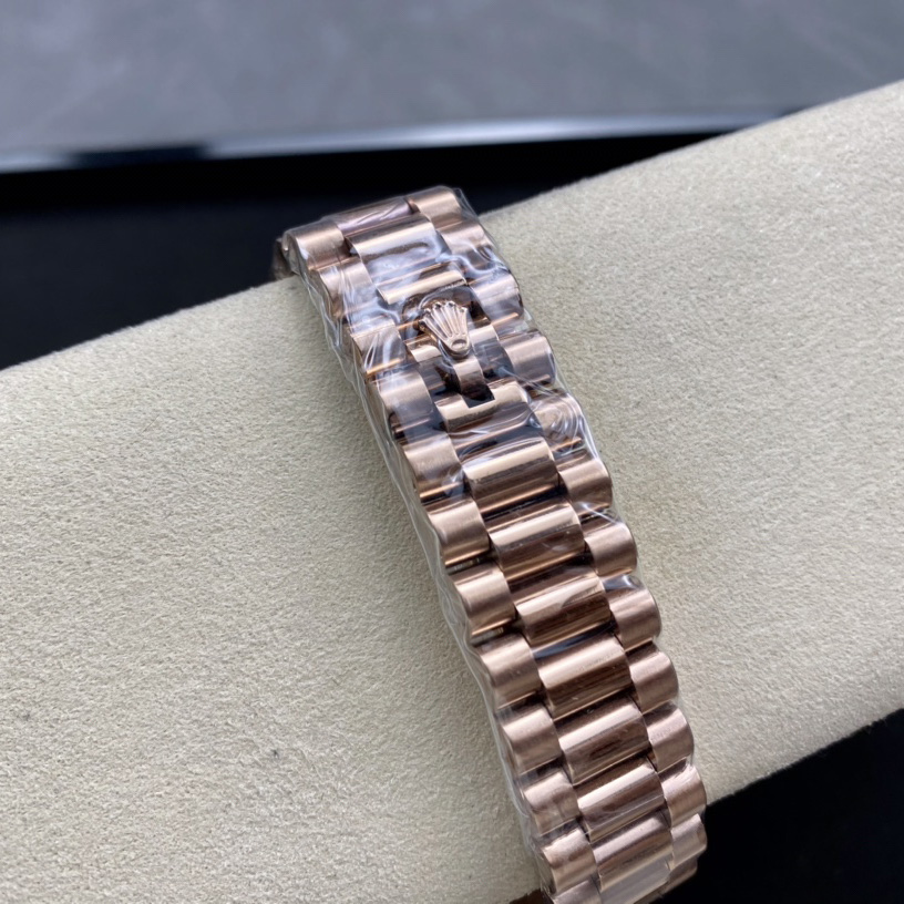 Rolex Day-Date Watch   - EUR FASHION