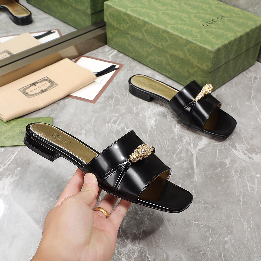 Gucci Women's Slide Sandal With Hardware - EUR FASHION