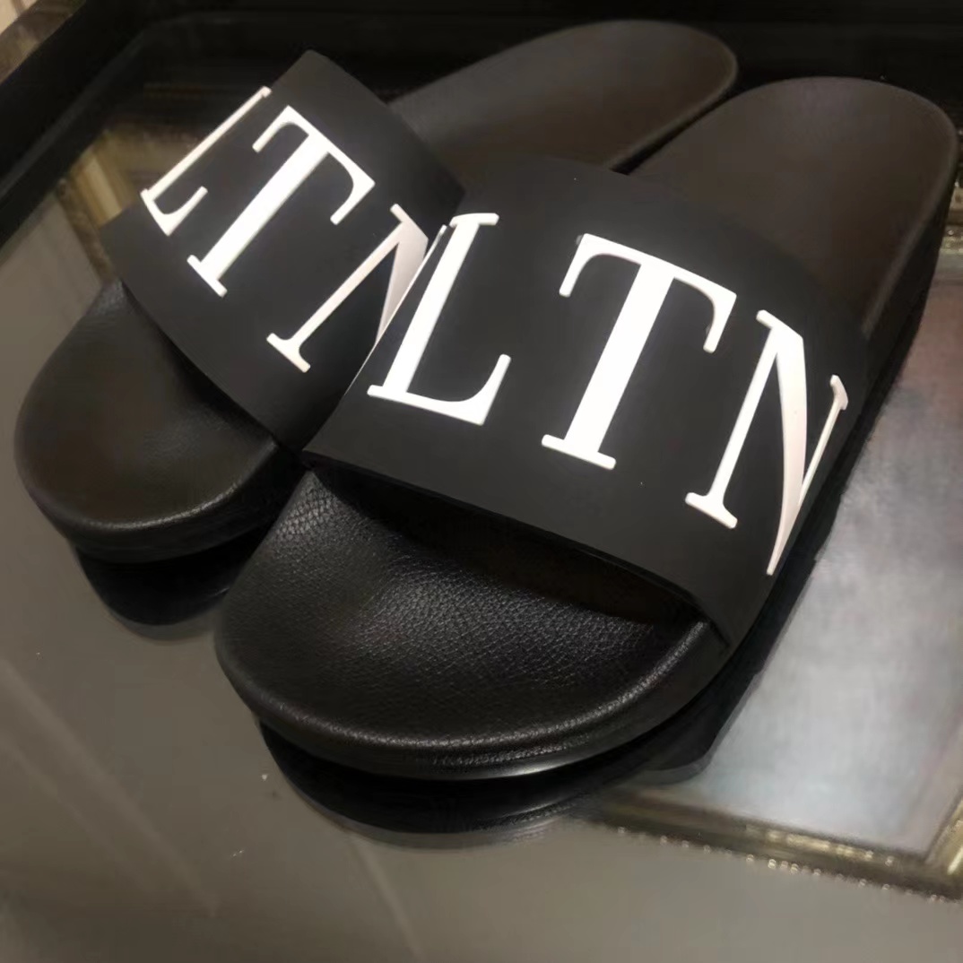 Valenti Garavani Vltn Slider Sandal - EUR FASHION