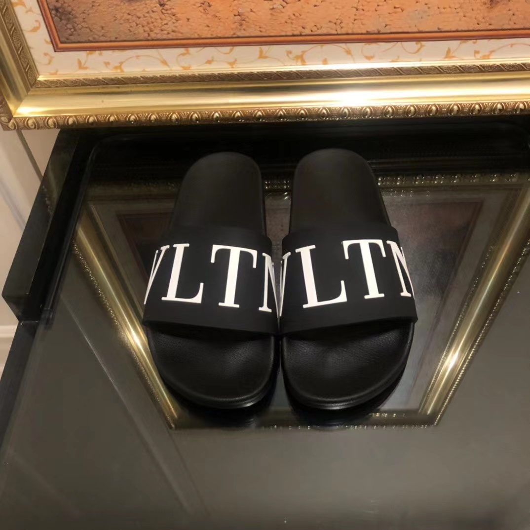 Valenti Garavani Vltn Slider Sandal - EUR FASHION